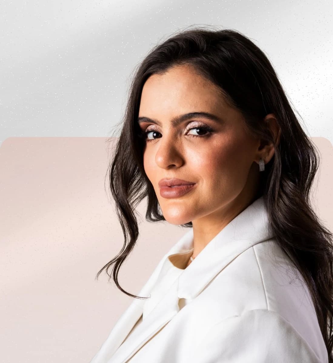 Priscilla Vieira, biomédica esteta em Uberlândia
